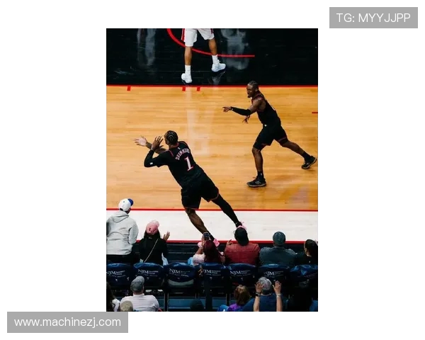 费城76人重整阵容冲击新赛季冠军再度点燃球迷无限期待 费城76人重整阵容冲击新赛季冠军再度点燃球迷无限期待