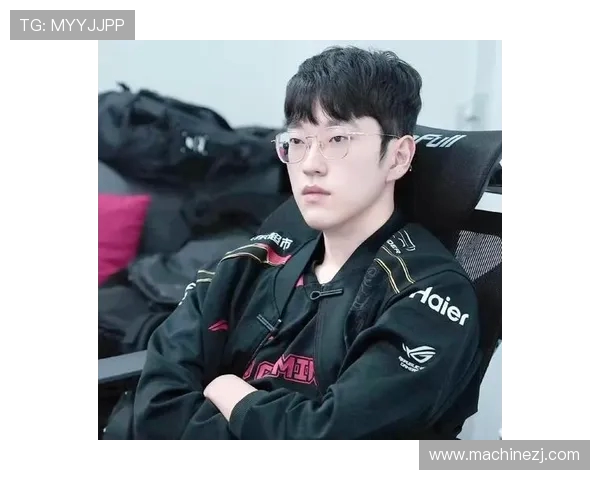 JDG中路表现分析：突破与失误交织的精彩对决