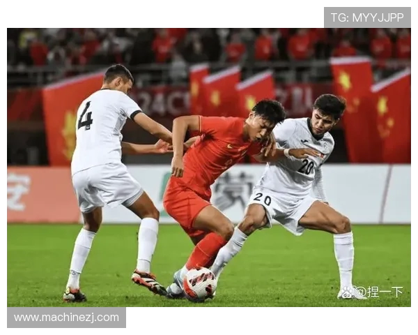 中国队逆转夺冠全场沸腾年轻球员闪耀赛场展现新时代拼搏精神