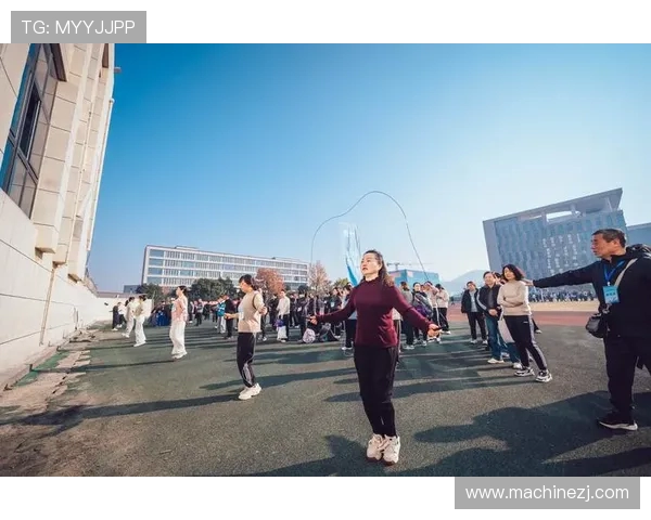 以体育运动促进身心全面发展构建健康积极社会新风尚 以体育运动促进身心全面发展构建健康积极社会新风尚