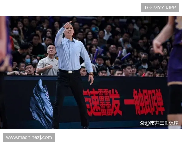 浙江广厦迎强敌巅峰对决鏖战四节展现团队韧性与篮球激情 浙江广厦迎强敌巅峰对决鏖战四节展现团队韧性与篮球激情